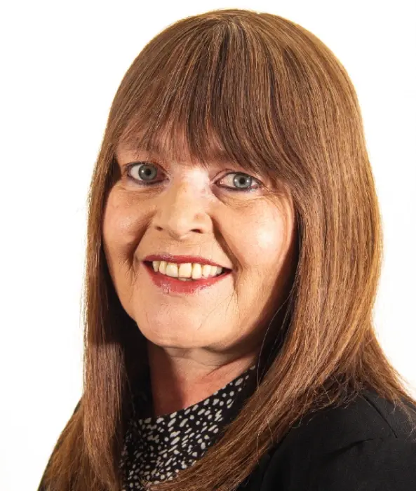 Lorraine Woodrow Headshot