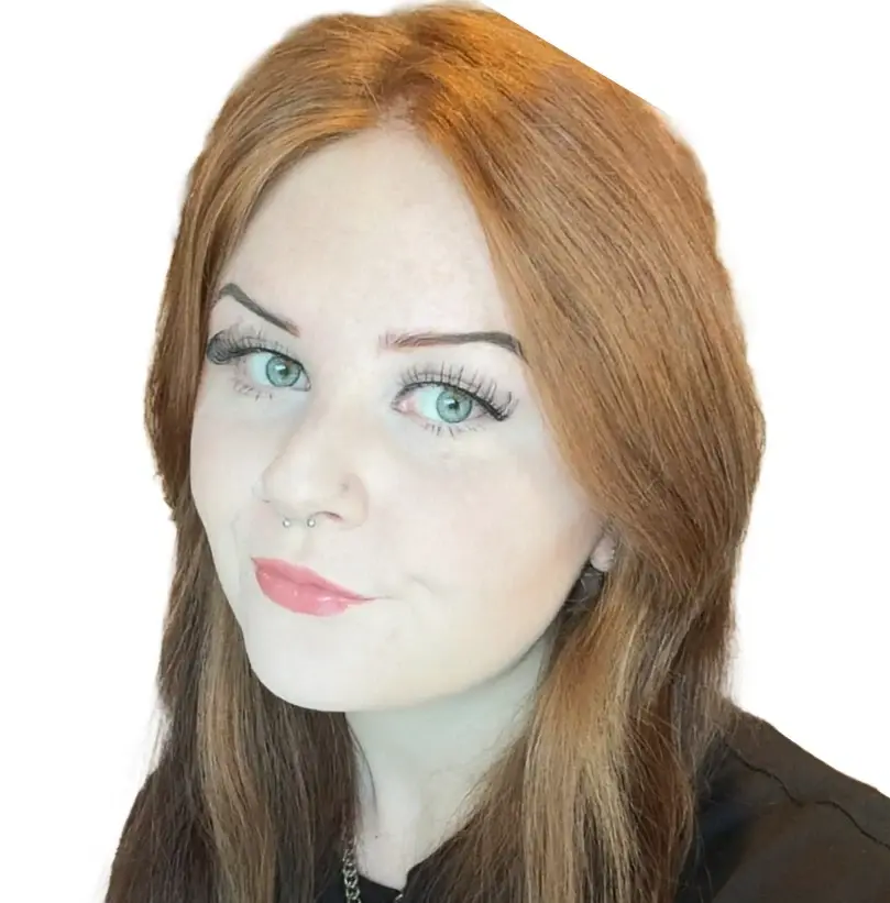 Mia King Headshot